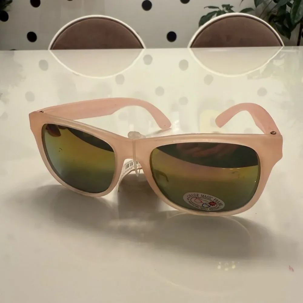 True Vintage Deadstock 80s 90s Pink Frosted Color Changing Wayfarer Sunglasses
